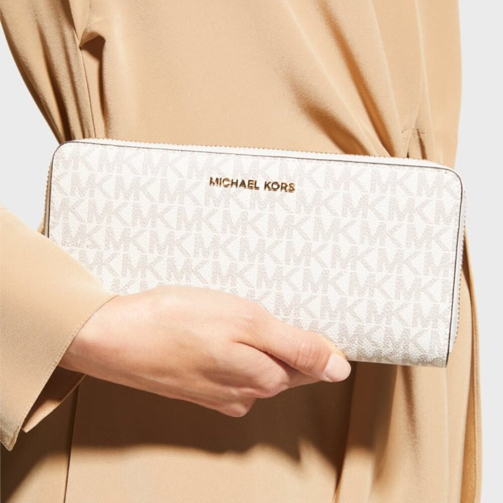 Michael Kors Jet Set Large Logo Continental Wallet, VANILLA - NEW